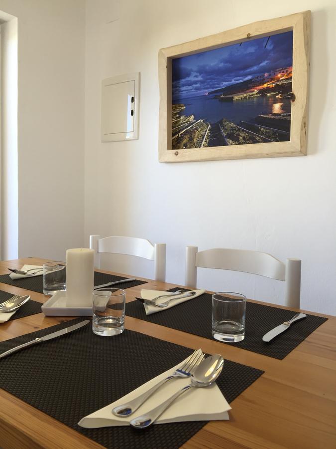 Apartamentos Delfin 埃斯卡洛 外观 照片